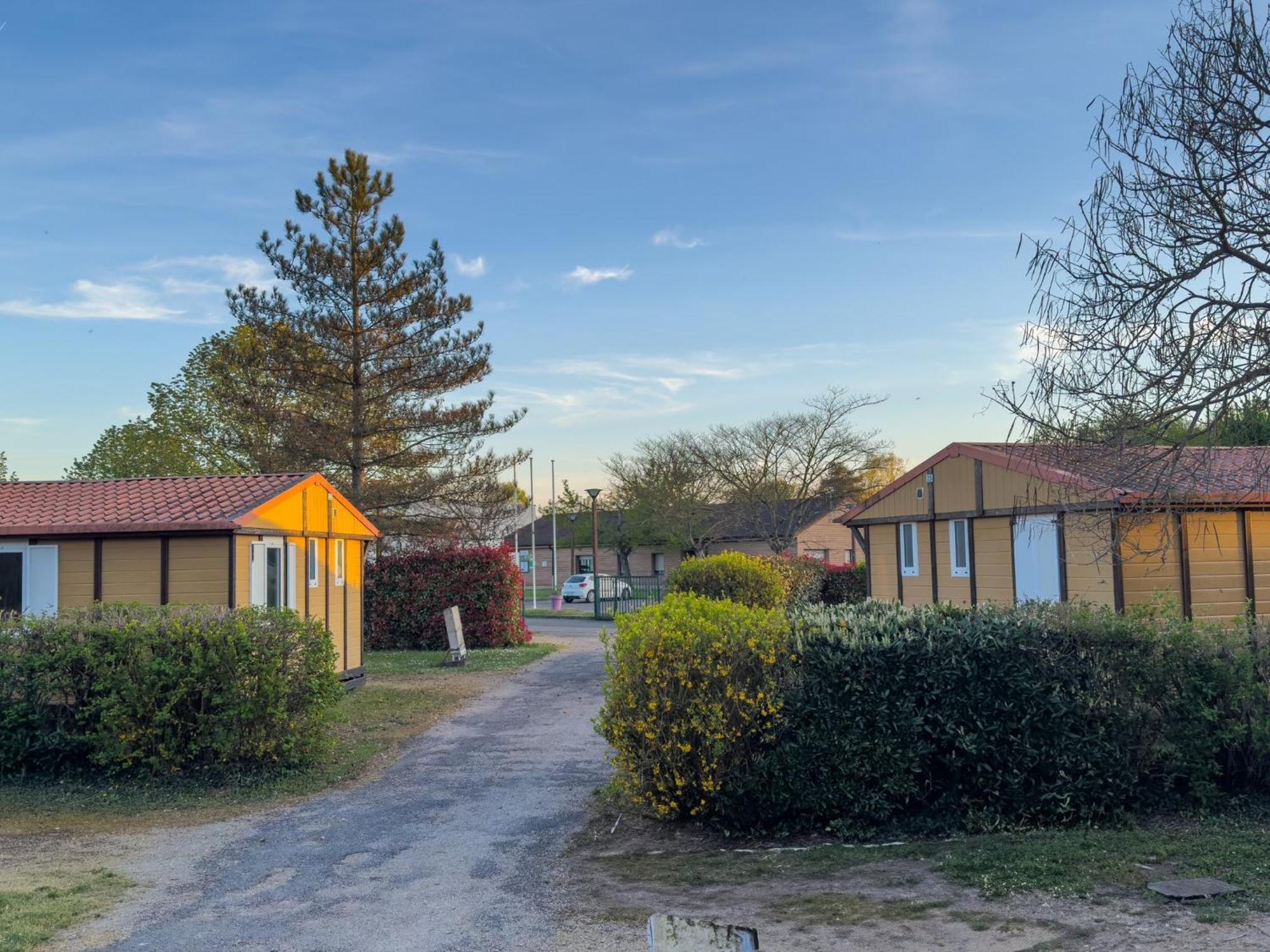 Onlycamp Camping Le Champ D'Ete Reyssouze Εξωτερικό φωτογραφία